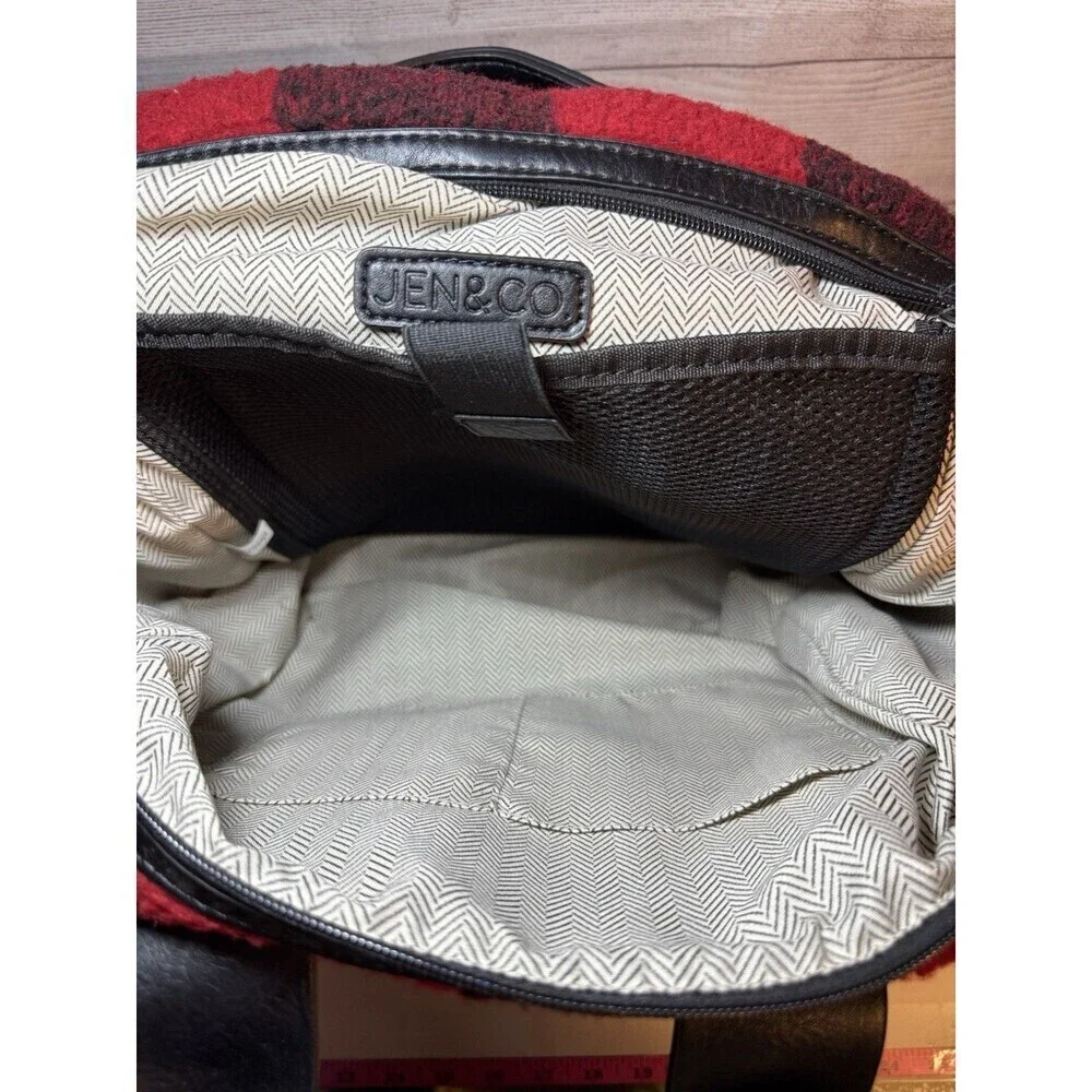 Jen & Co. HATTIE Sherpa Guitar Backpack In Red Black
